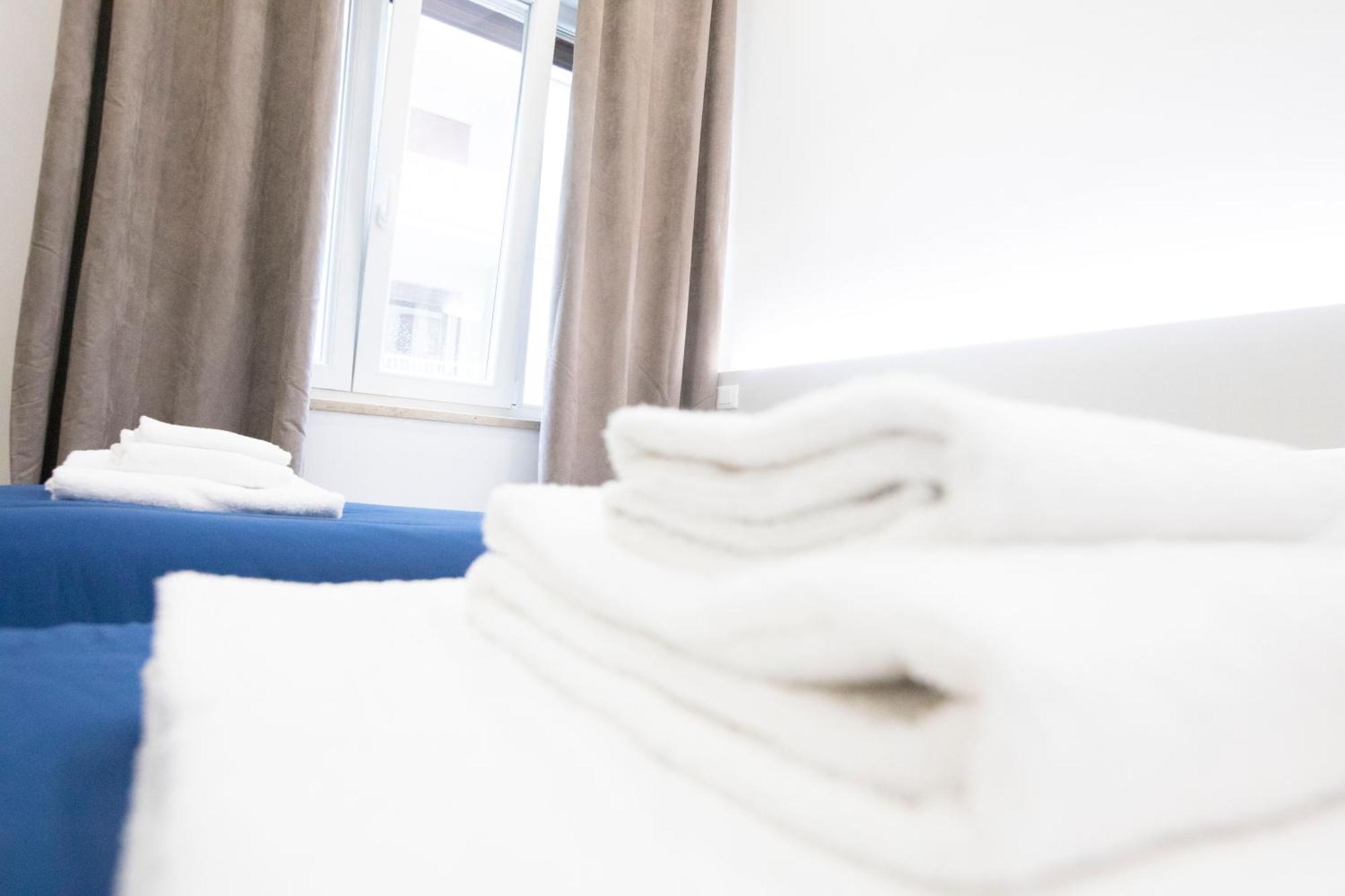 Hall Inn B&B In Napoli Dış mekan fotoğraf