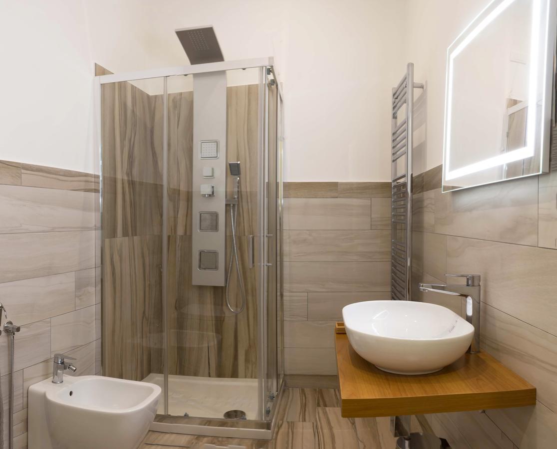 Hall Inn B&B In Napoli Dış mekan fotoğraf