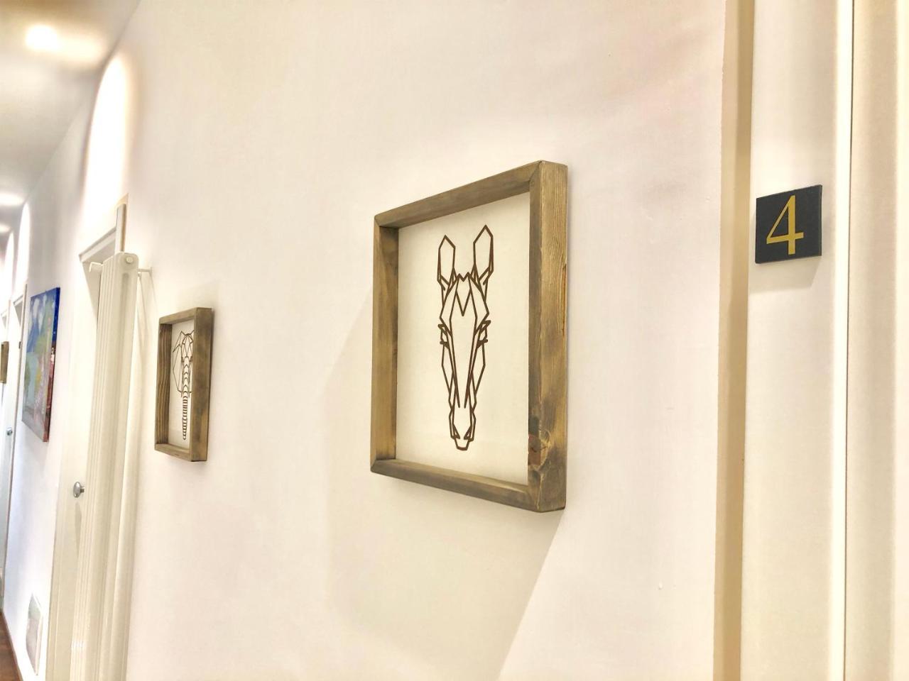 Hall Inn B&B In Napoli Dış mekan fotoğraf